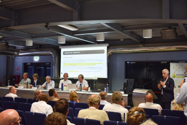 Interpera_2026_302-C